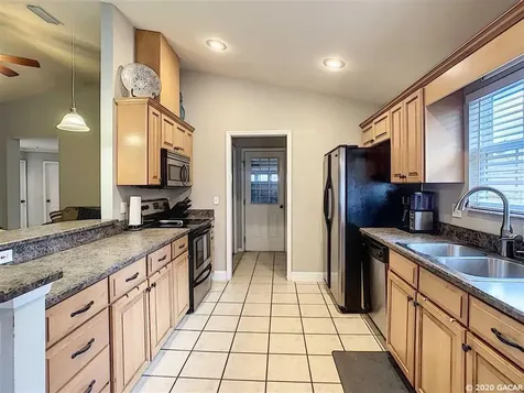 25072 SW 19th Avenue Newberry FL 32669
