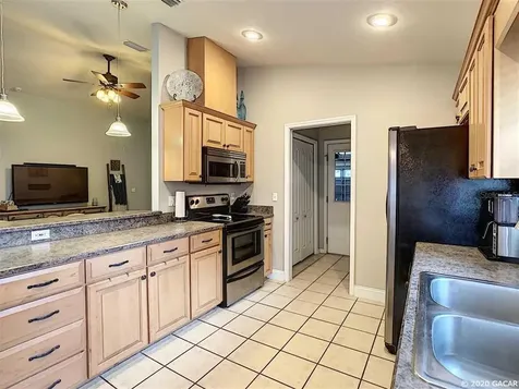 25072 SW 19th Avenue Newberry FL 32669