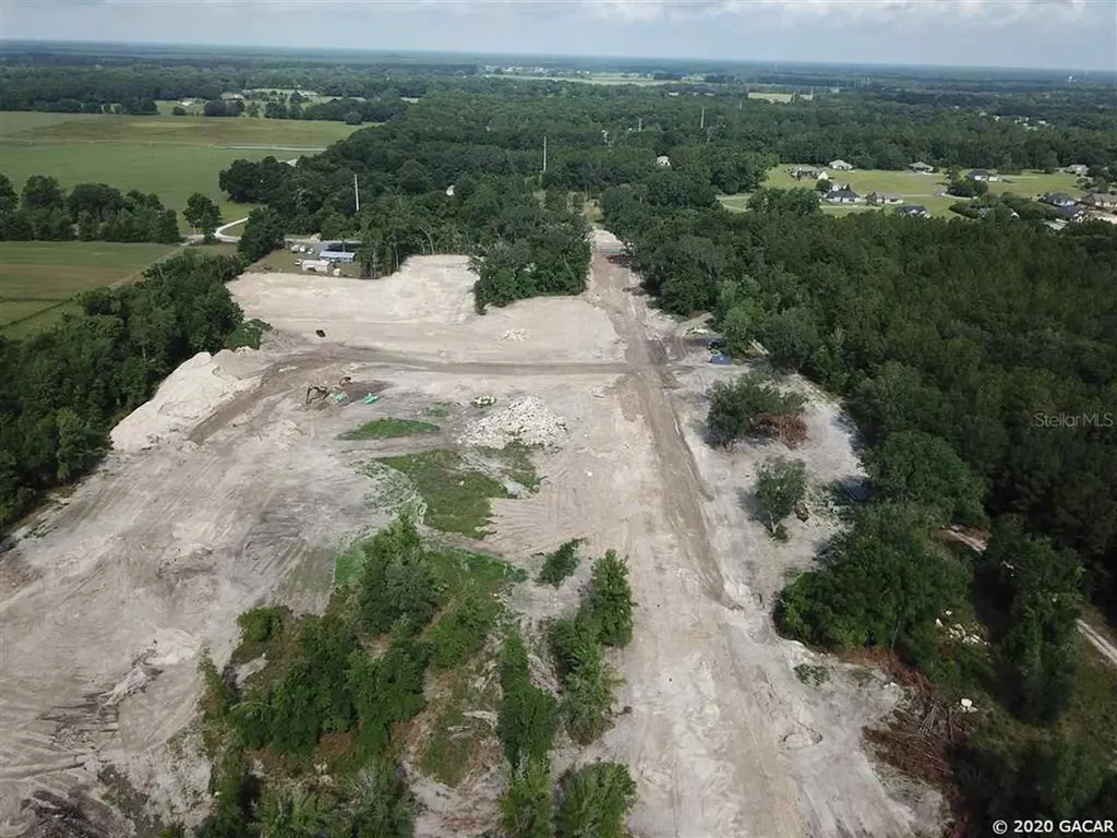 19744 NW 159th Place Alachua FL 32615