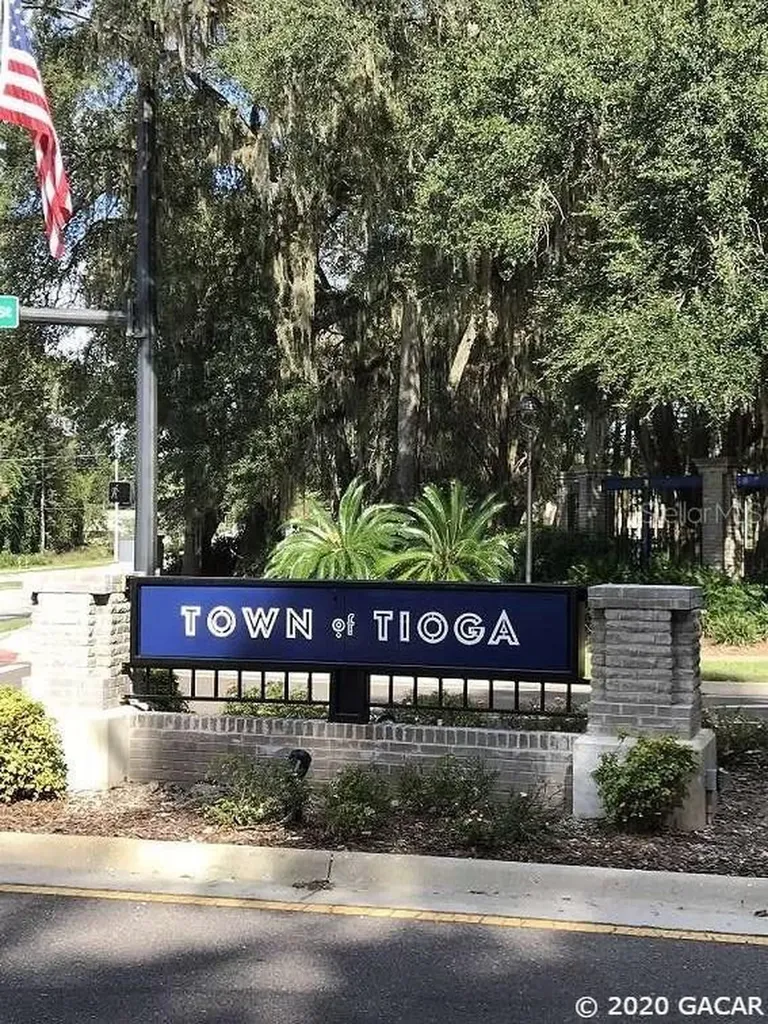 993 SW 131st Street Newberry FL 32669