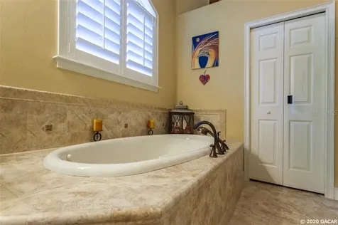 11134 NW 20 Avenue Gainesville FL 32606