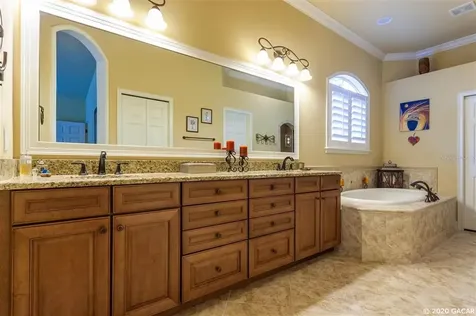11134 NW 20 Avenue Gainesville FL 32606