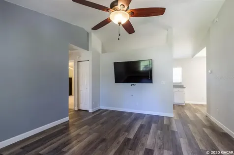 1854 NE 127 Place Anthony FL 32617