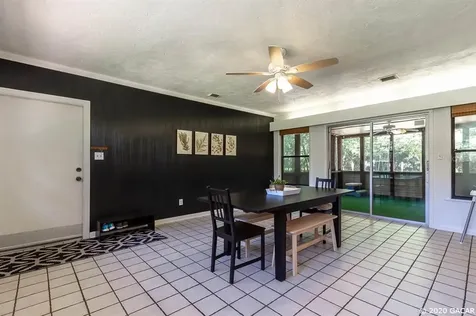 4013 NW 14th Street Gainesville FL 32605