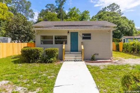 1217 NE 7th Place Gainesville FL 32601