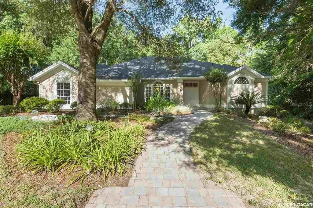 2820 NW 38th Drive Gainesville FL 32605
