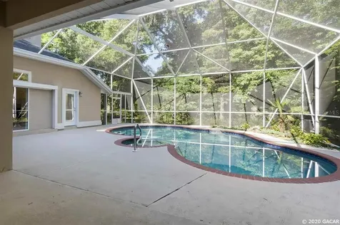 2820 NW 38th Drive Gainesville FL 32605