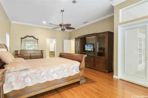 2820 NW 38th Drive Gainesville FL 32605