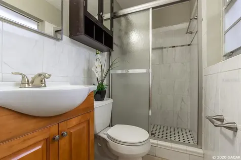 1946 NW 39th Place Gainesville FL 32605