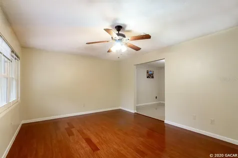1946 NW 39th Place Gainesville FL 32605