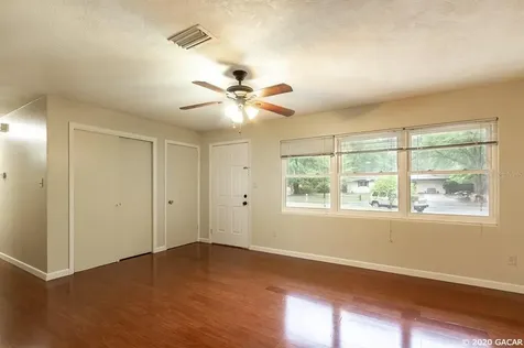 1946 NW 39th Place Gainesville FL 32605
