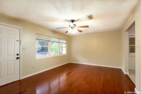 1946 NW 39th Place Gainesville FL 32605