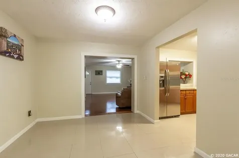 1946 NW 39th Place Gainesville FL 32605