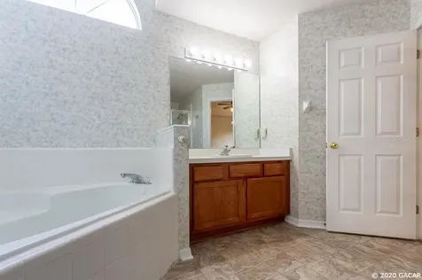 1426 NW 89th Terrace Gainesville FL 32606