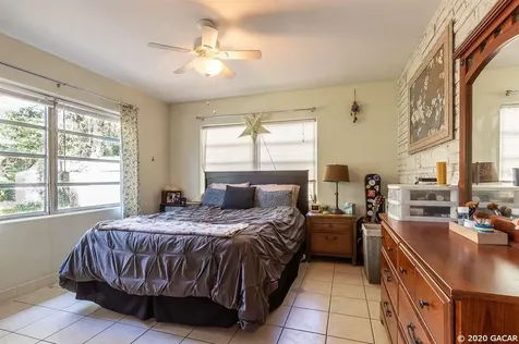2402 NW 47th Terrace Gainesville FL 32606