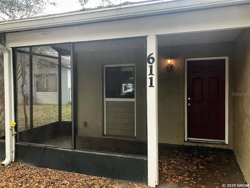 611 SW 3rd Street Gainesville FL 32601