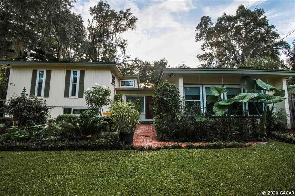 900 NW 37th Terrace Gainesville FL 32605