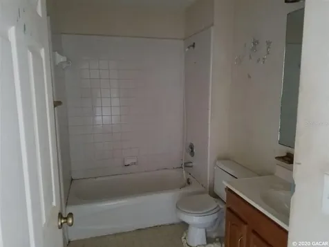 2244 NE 12th Avenue Gainesville FL 32641