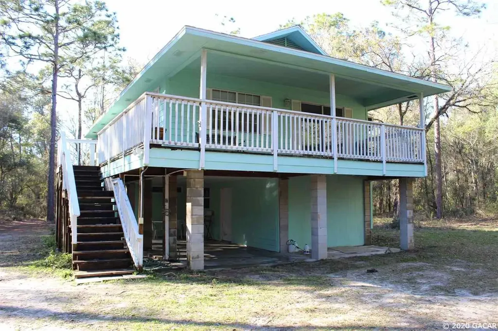 3082 SW Wilson Springs Road Fort White FL 32038