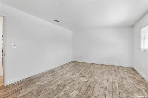 2250 NW 20th Court Gainesville FL 32605