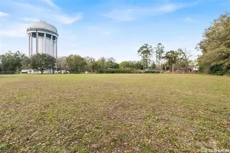2250 NW 20th Court Gainesville FL 32605