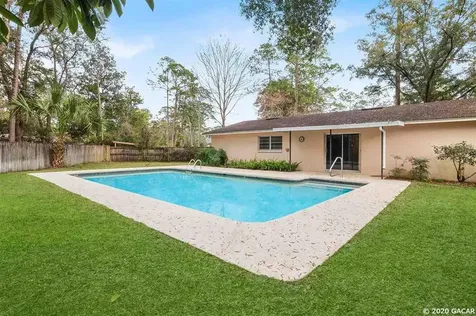 2250 NW 20th Court Gainesville FL 32605