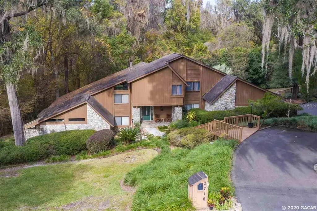 2716 NW 23rd Terrace Gainesville FL 32605