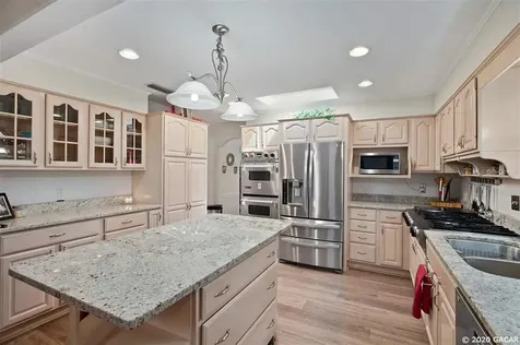 1635 NW 71st Street Gainesville FL 32605