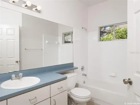 4438 NW 35th Terrace Gainesville FL 32605