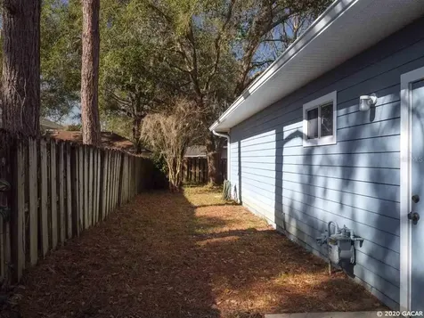4438 NW 35th Terrace Gainesville FL 32605
