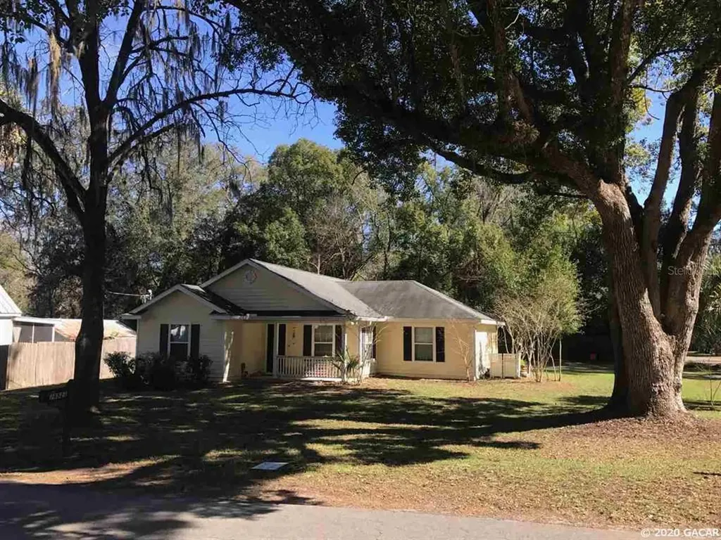 18821 NW 244th Street High Springs FL 32643