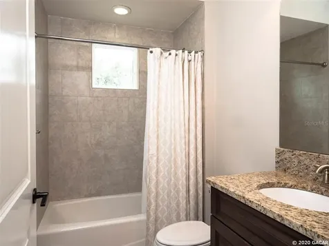 3873 SW 69 Avenue Gainesville FL 32608