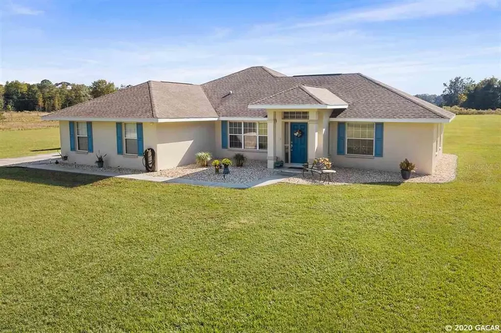 21787 NW 142nd Avenue High Springs FL 32643