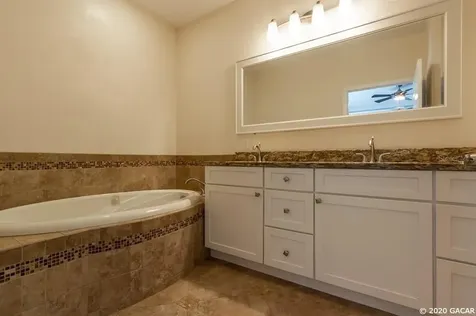 5221 NW 36th Court Gainesville FL 32653