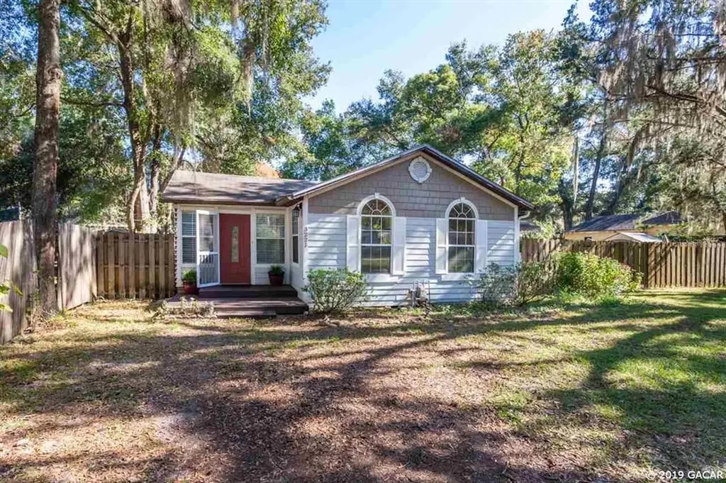 3221 NW 11th Street Gainesville FL 32609
