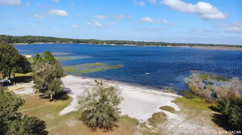 121 Swans Nest Circle Melrose FL 32666