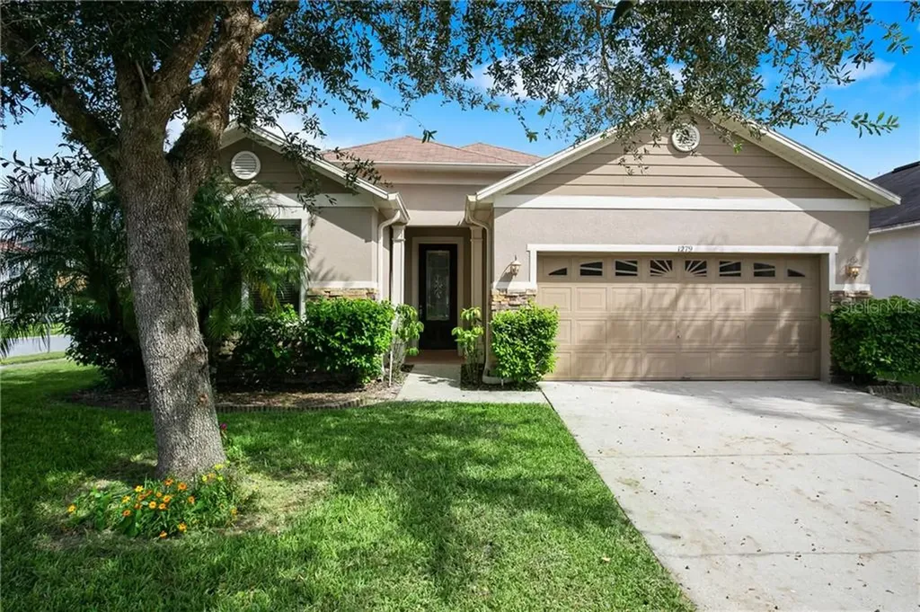 1279 Blackwater Pond Drive Orlando FL 32828