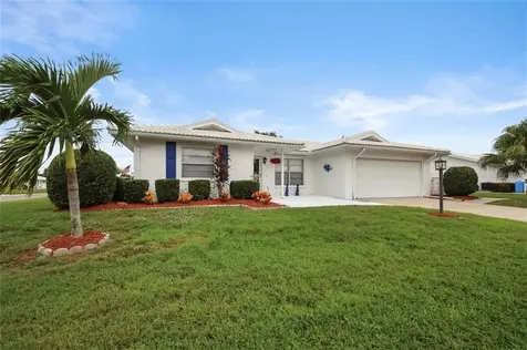 4105 Lakewood Avenue Bradenton FL 34208