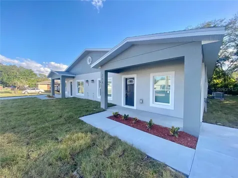 210 W 15th Street Apopka FL 32703