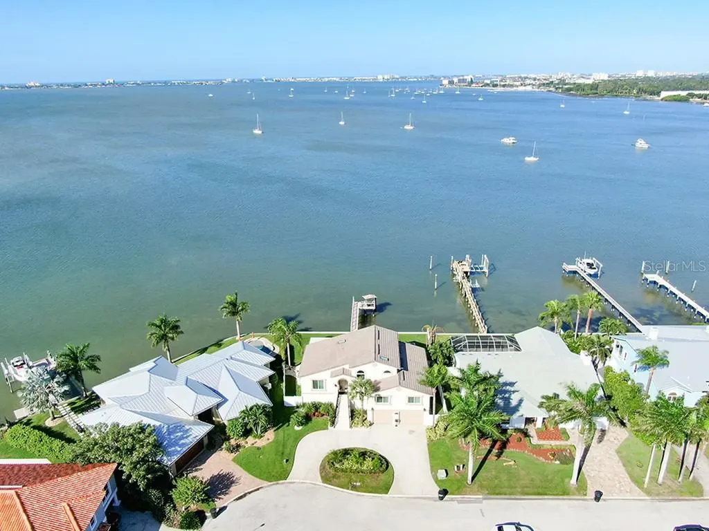 4017 43rd Street S St Petersburg FL 33711