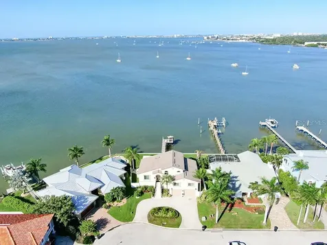 4017 43rd Street S St Petersburg FL 33711