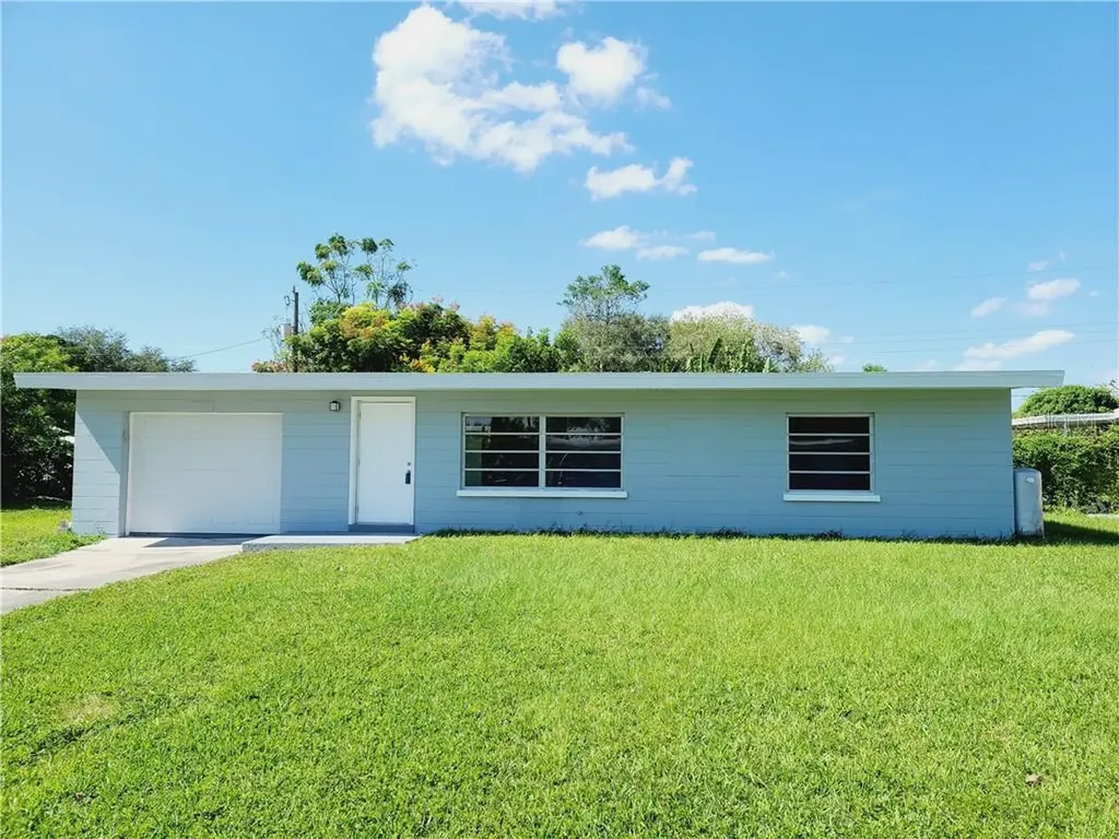 5424 5th Street Court E Bradenton FL 34203