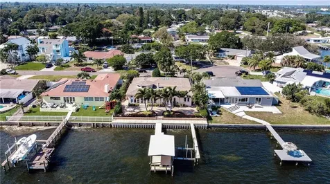 3680 Coquina Key Drive SE St Petersburg FL 33705