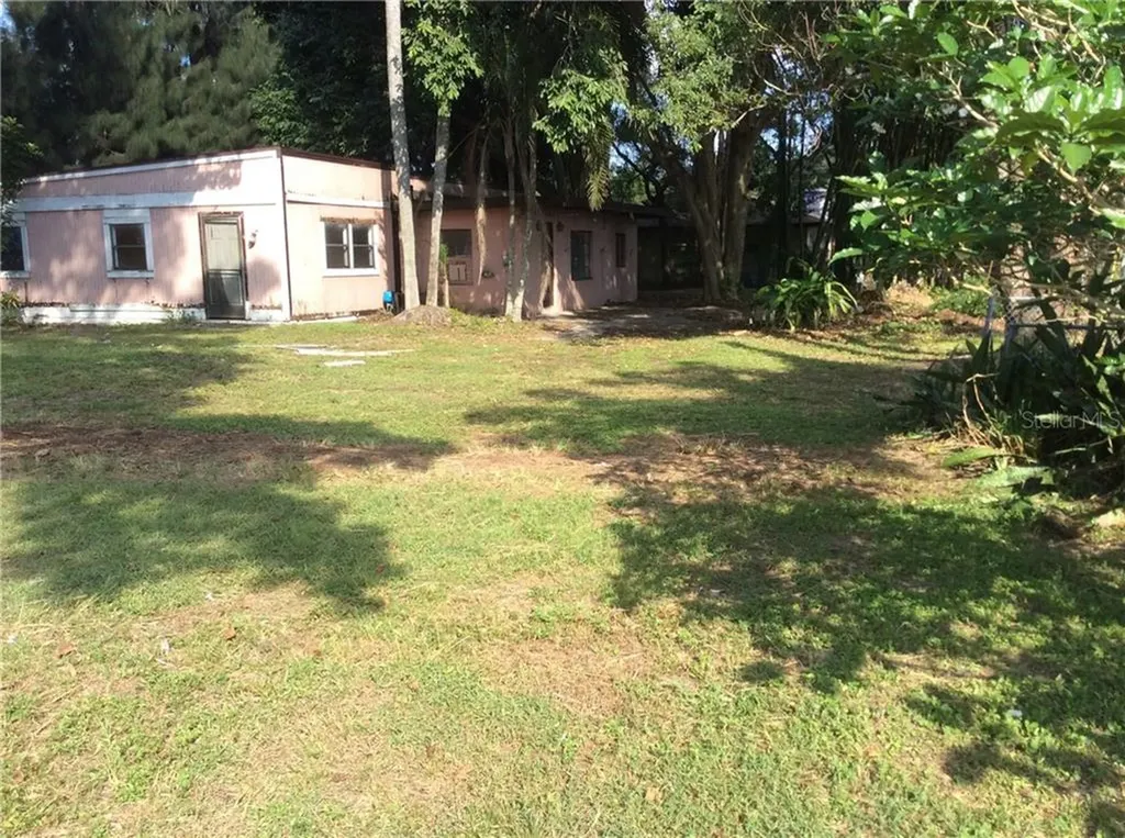 4049 45th Avenue N St Petersburg FL 33714