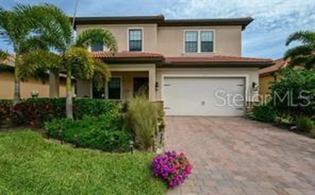 1094 Bradberry Drive Nokomis FL 34275
