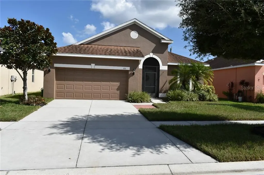 713 Fern Leaf Drive Ruskin FL 33570