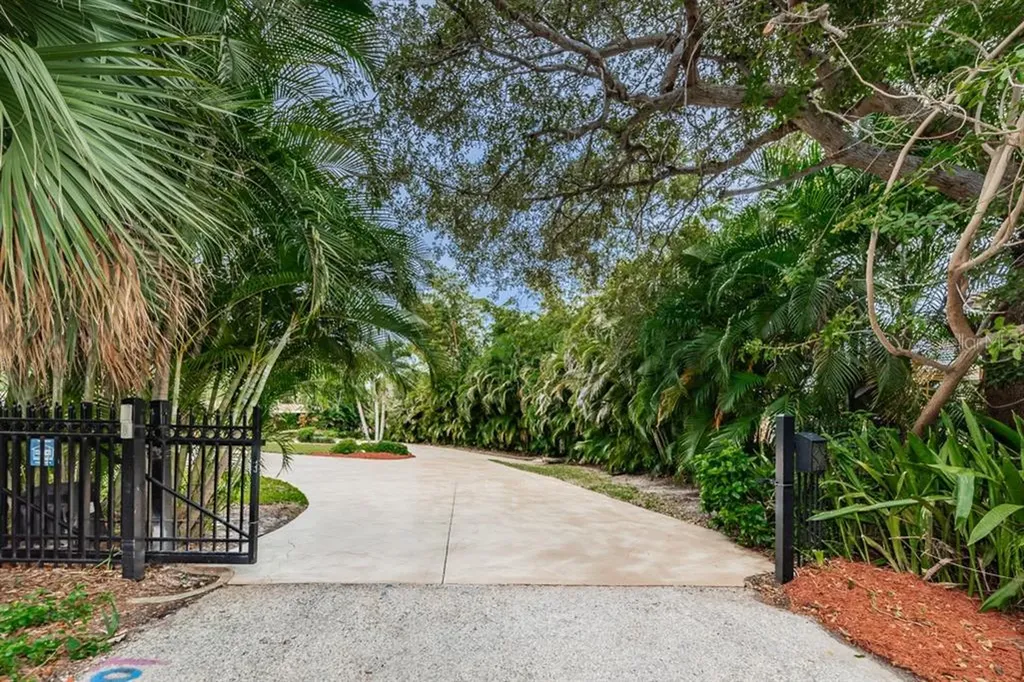 14190 Victoria Road Largo FL 33774
