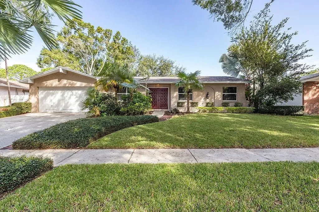 7534 Meadow Drive Tampa FL 33634