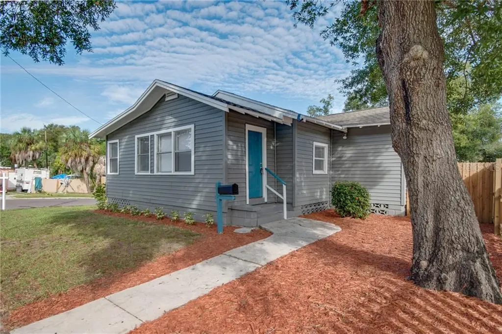 1141 9th Avenue S St Petersburg FL 33705