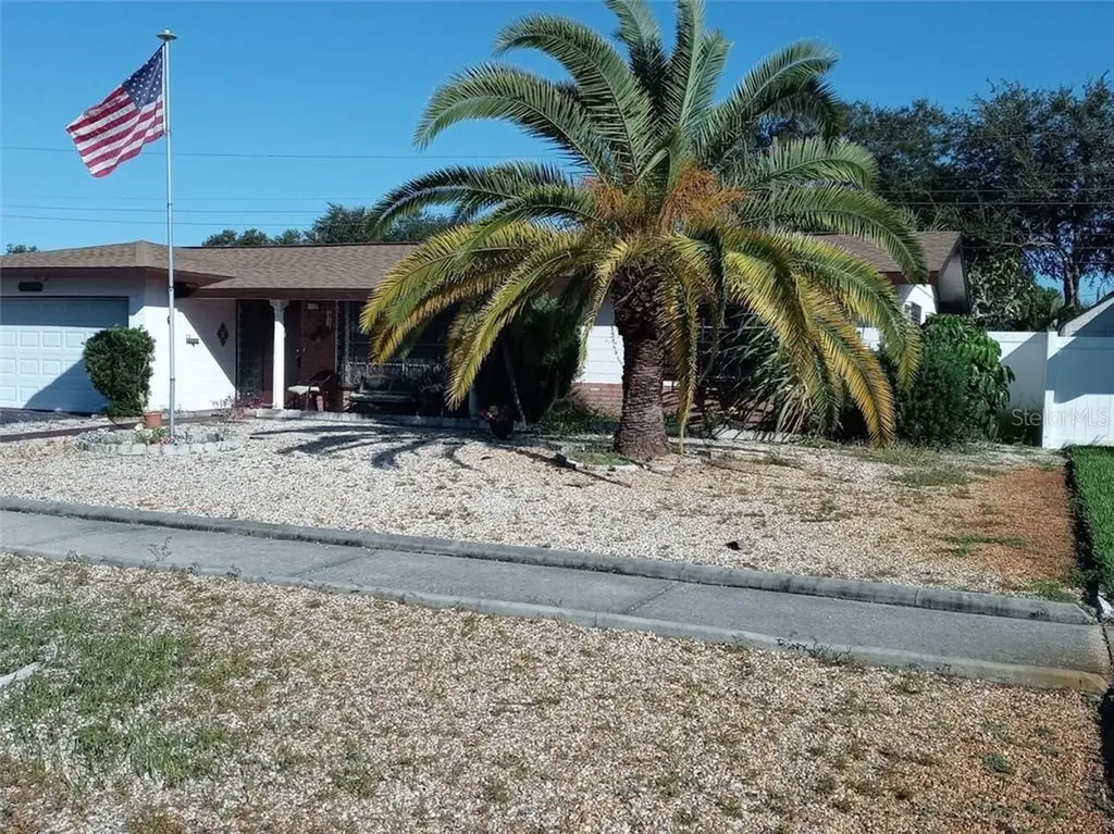5901 28th Avenue N St Petersburg FL 33710